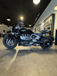 TRIUMPH ROCKET 3 R