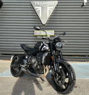 TRIUMPH TRIDENT 660