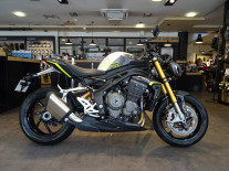 TRIUMPH SPEED TRIPLE 1200 RS