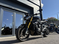 TRIUMPH SPEED TRIPLE 1200 RS