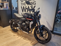 TRIUMPH TRIDENT 660 - BRIDABLE A2 - 7900 KMS - MAI 2023 - 1 ERE MAIN