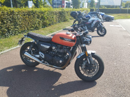 TRIUMPH SPEED TWIN 1200 2023