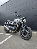 TRIUMPH SPEED TWIN 1200