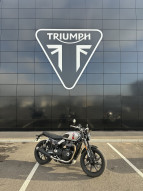 TRIUMPH SPEED TWIN 900