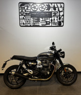 TRIUMPH SPEED TWIN 1200