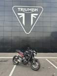 TRIUMPH STREET TRIPLE 765 R