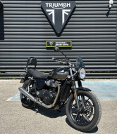 TRIUMPH STREET TWIN  900