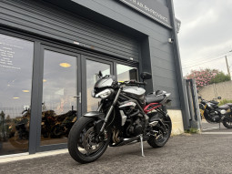TRIUMPH STREET TRIPLE 765 RS
