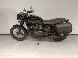 TRIUMPH BONNEVILLE T100 BLACK A2