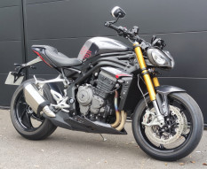 TRIUMPH SPEED TRIPLE 1200 RS 2025