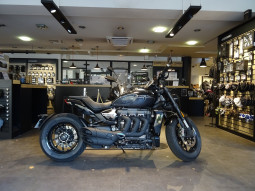 TRIUMPH ROCKET 3 R STORM