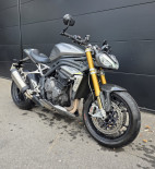 TRIUMPH SPEED TRIPLE 1200 RS