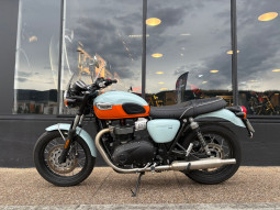 TRIUMPH BONNEVILLE T100 900