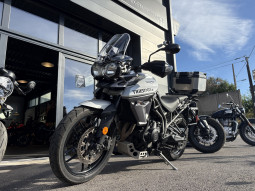 TRIUMPH TIGER 800 XRX LRH