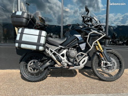TRIUMPH TIGER 1200 RALLY EXPLORER