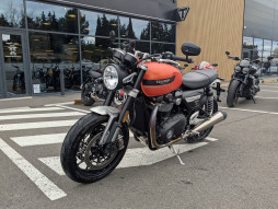 TRIUMPH SPEED TWIN 1200