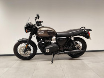 TRIUMPH BONNEVILLE T100 BLACK / 2020 / 17.000km
