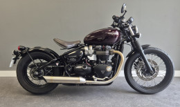 TRIUMPH Bonneville Bobber 1200 2017