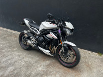 TRIUMPH STREET TRIPLE 765 RS