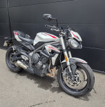 TRIUMPH STREET TRIPLE 660 S A2