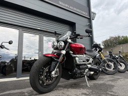 MAGNIFIQUE TRIUMPH ROCKET 3 R 221 Edition