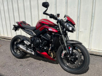 TRIUMPH STREET TRIPLE 765 RS 