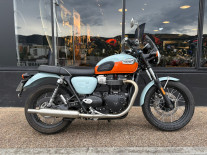 TRIUMPH BONNEVILLE T100 900