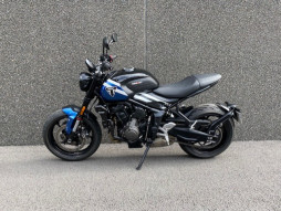 TRIUMPH TRIDENT 660