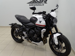 TRIUMPH TRIDENT 660 POSSIBLE PERMIS A2