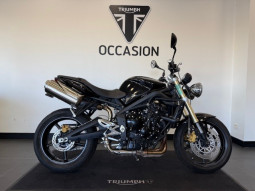 TRIUMPH STREET TRIPLE 675