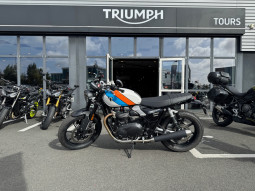 TRIUMPH SPEED TWIN 900