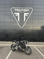 TRIUMPH STREET TRIPLE 660 S