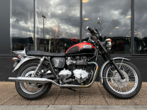 TRIUMPH BONNEVILLE 865 T100
