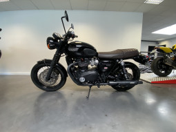 TRIUMPH Bonneville T120 Black