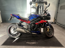 TRIUMPH STREET TRIPLE 675 R
